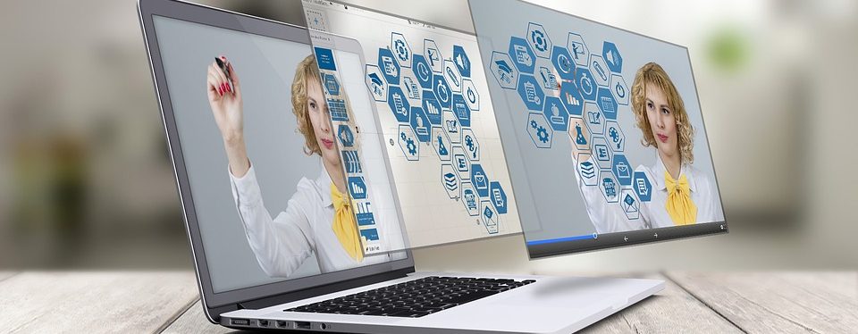 Imagem ilustrativa de computadores