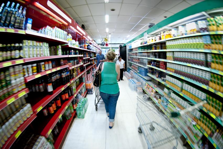 foto interna de corredor de supermercado - Marcelo Camargo/ Ag&ecirc;ncia Brasil