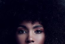 Beleza colorida e saudável: o futuro da maquiagem pós-Covid 19 gorgeous young black woman with afro hair