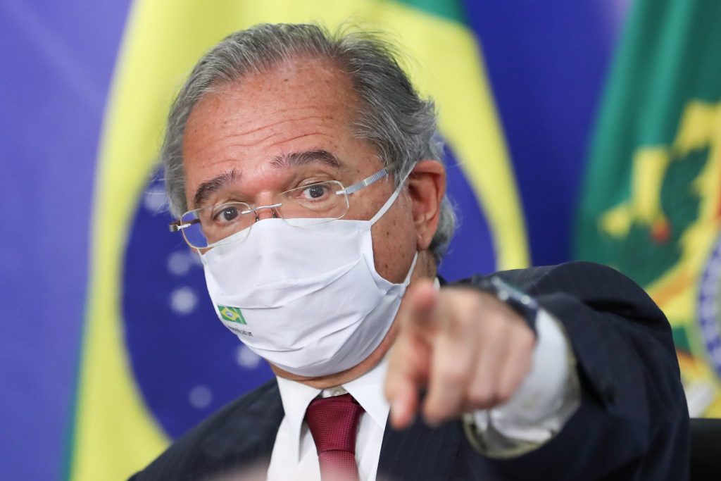 Ministro Paulo Guedes mostra desconhecimento -- al&eacute;m do preconceito -- ao criticar o Fies e pol&iacute;ticas de investimento social