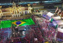 Notas Econômicas: 15 a 19 de agosto de 2022 Foto panorâmica do comício de campanha de Lula em Belo Horizonte, no dia 18 de agosto - Foto: Ricardo Stuckert