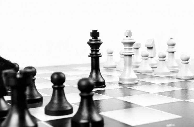 A antecipação de tendências requer a identificação dos movimentos e o jogo de interesses, como em um jogo de xadrez. Imagem: Pixabay