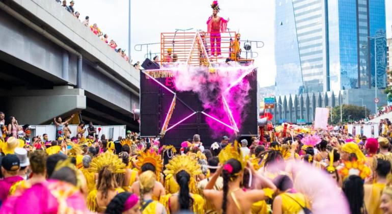 o que vem por aí
carnaval foto bruno figueiredo - prefeitura de BH