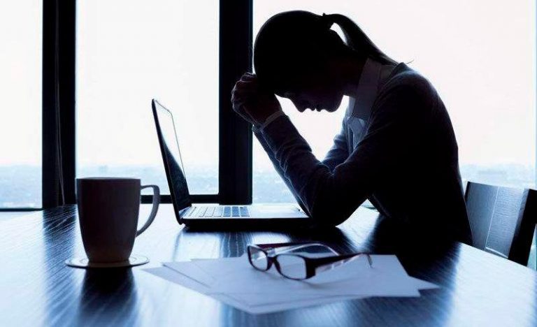 violencia no trabalho - foto pixabay Diante dos relatos de problemas de saúde mental no trabalho, os profissionais de RH terão de desenvolver abordagens que levem em conta a visão positiva da NR-1. Foto: Pixabay